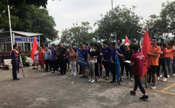 金馬爭霸賽火箭隊8公里徒步拉練，振奮人心！